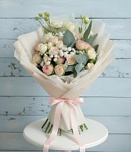 Букет цветов из:  Розы и Лизиантусы в Новолотошино
