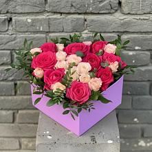 Цветочная композиция из Розы в коробке в Новолотошино