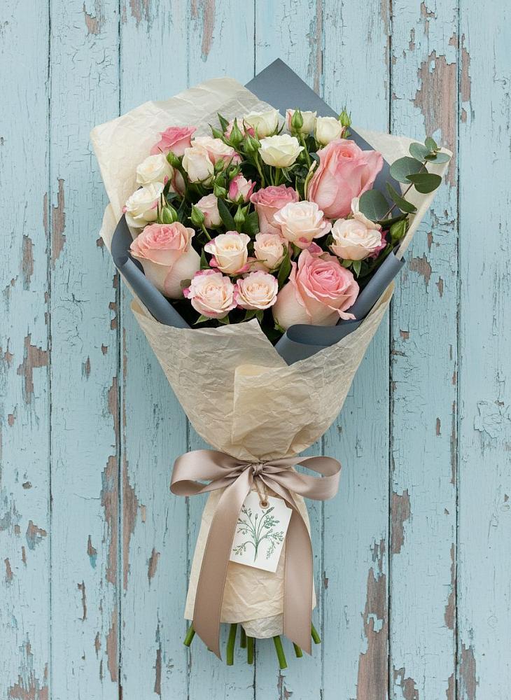 Букет цветов из: Розы в Новолотошино