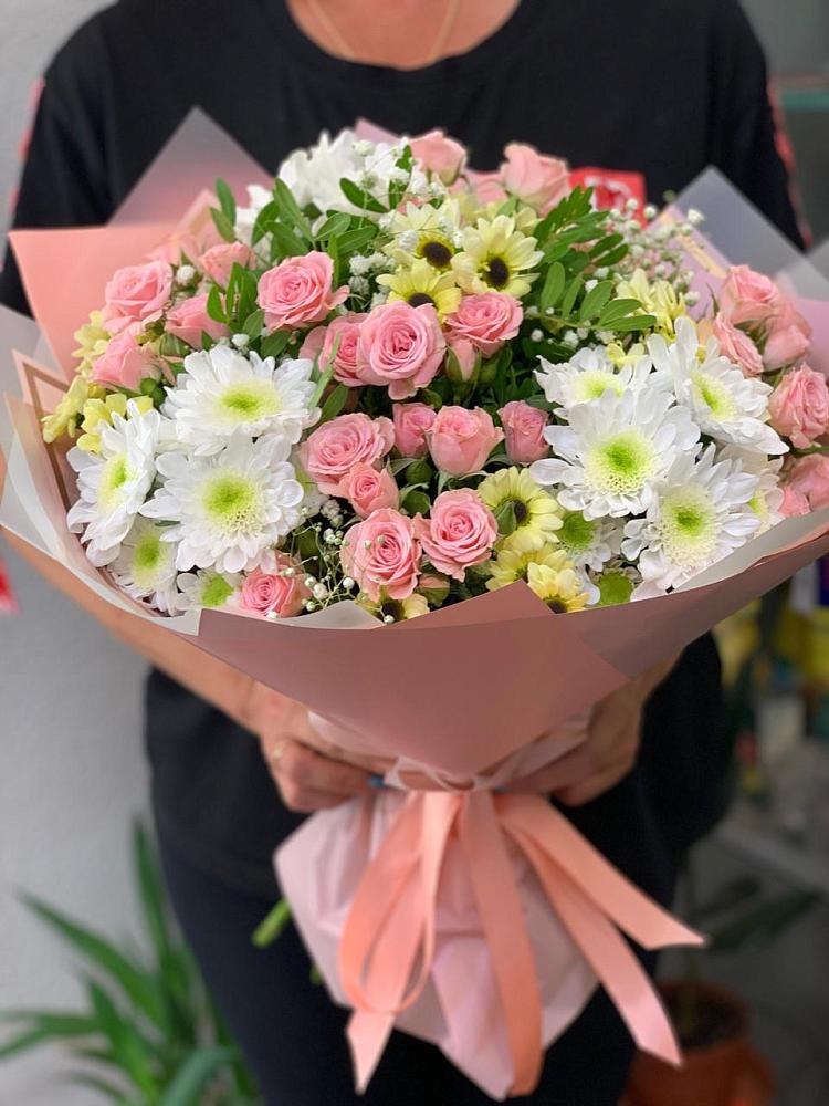 Букет цветов из: Розы и Хризантемы в Новолотошино