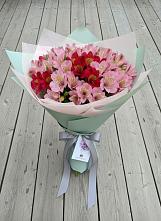 Букет цветов из:  Альстромерии #REPLACE_PRED# Новолотошино