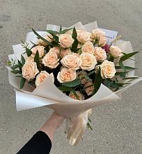 Букет Кремовые розы Латте в Новолотошино