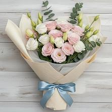 Букет цветов из:  Лизиантусы в Новолотошино