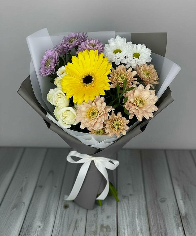 Букет цветов из: Розы, Герберы и Хризантемы в Новолотошино