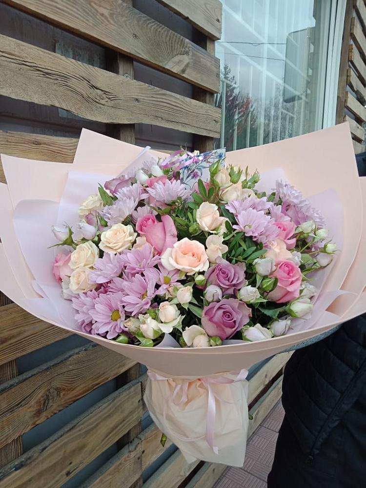 Букет цветов из: Розы и Хризантемы в Новолотошино