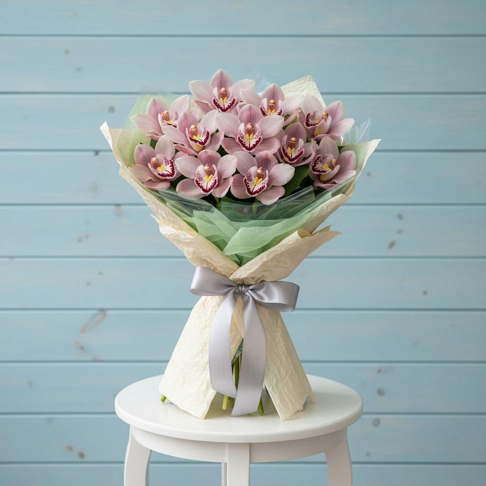 Букет цветов из: Орхидеи и Розы в Новолотошино