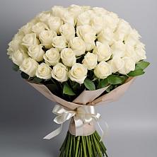 Букет 101 беля роза Белоснежка в Новолотошино