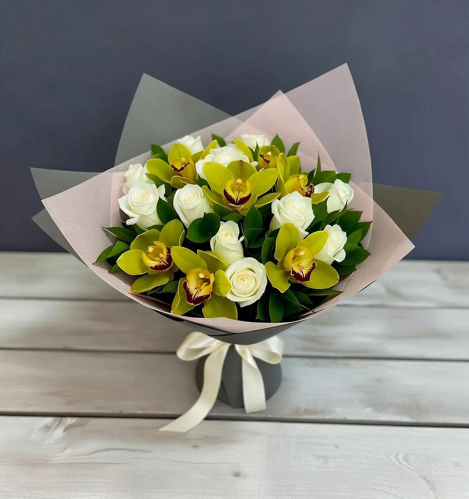 Букет цветов из: Орхидеи и Розы в Новолотошино