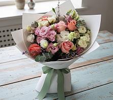 Букет цветов из:  Розы, Лизиантусы и Гвоздики в Новолотошино